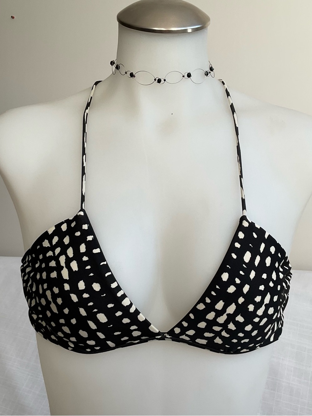Vix Paula Hermanny | Abstract Black & Ivory Triangle Bikini Top | S